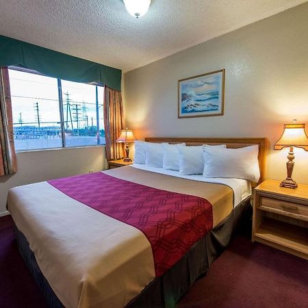 Econo Lodge Anaheim North Exterior foto